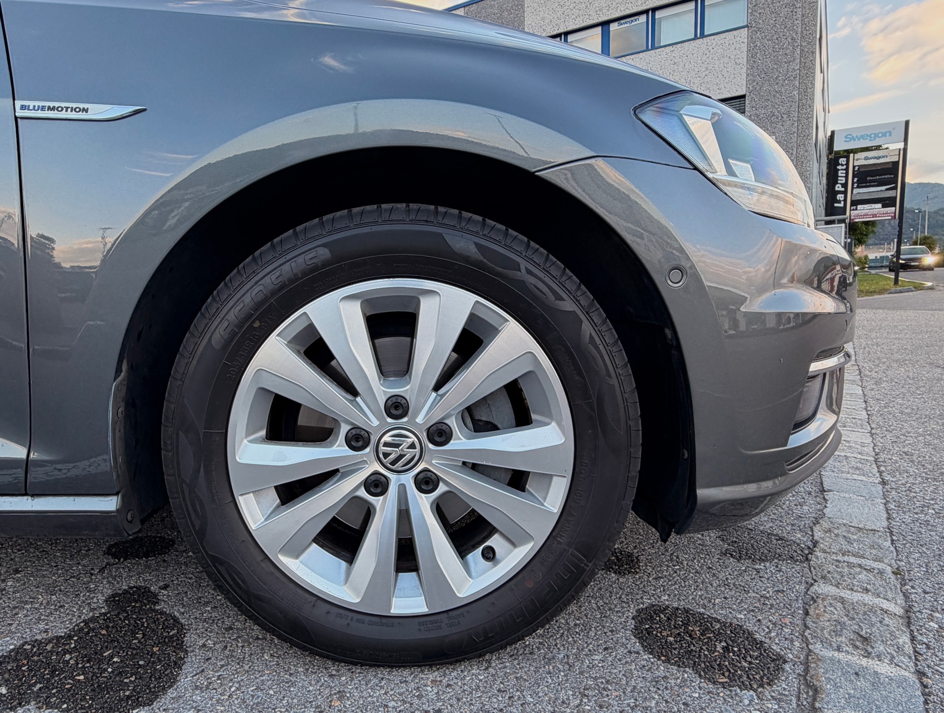 VW Golf 1.5 TSI EVO Comfortline DSG-image-7