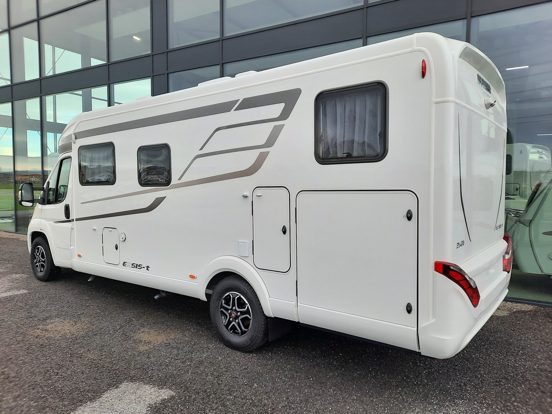 HYMER Exsis T 678-image-13
