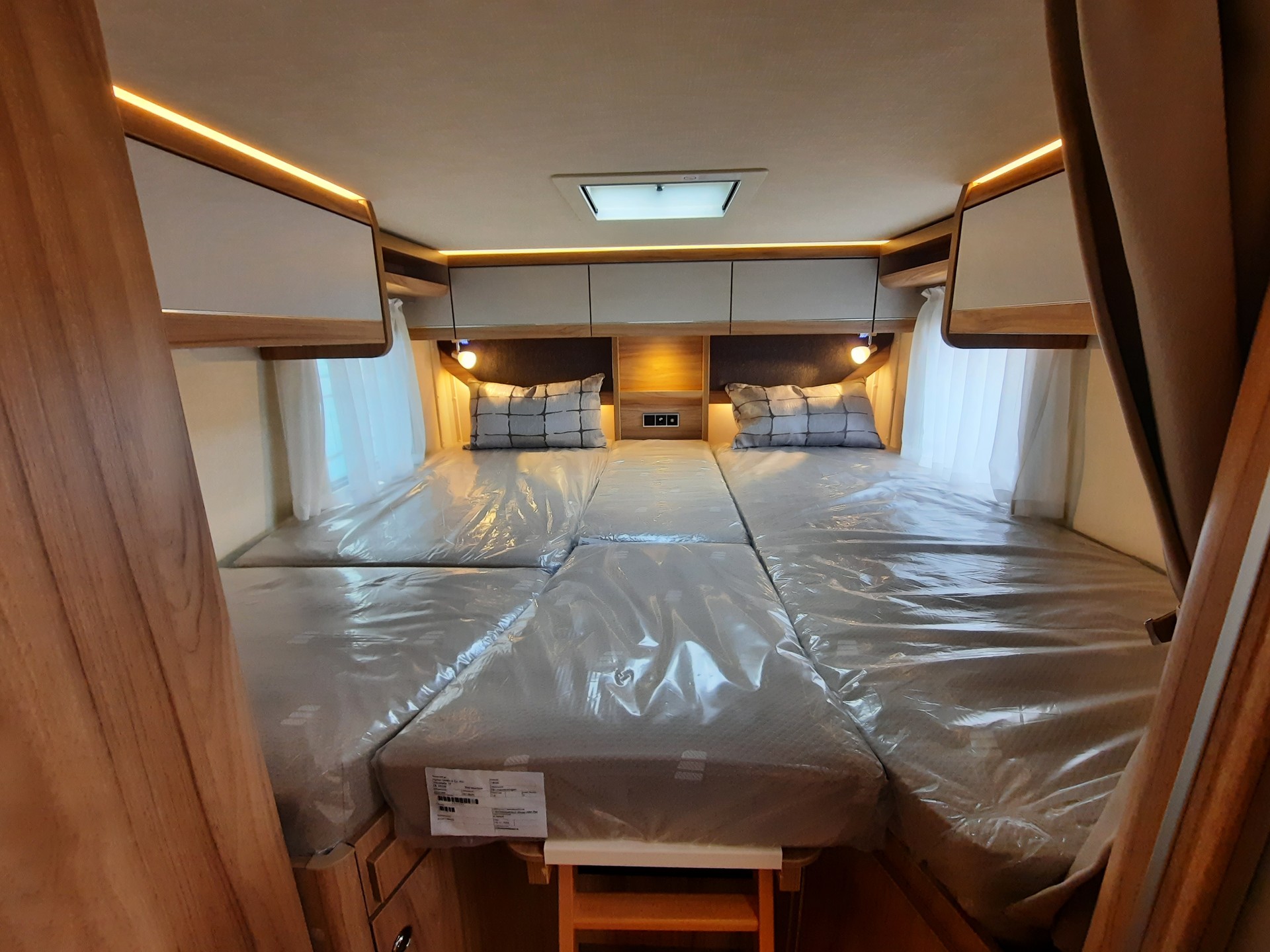 HYMER Exsis T 678-image-5