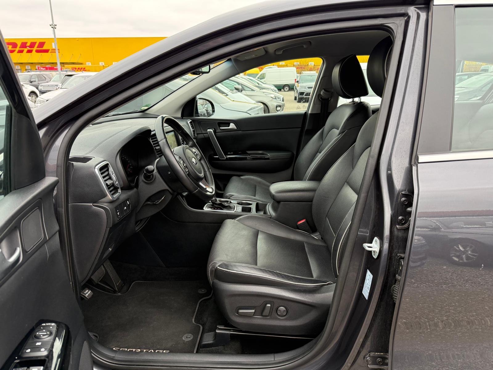 KIA Sportage 2.0 CRDi Style-image-7