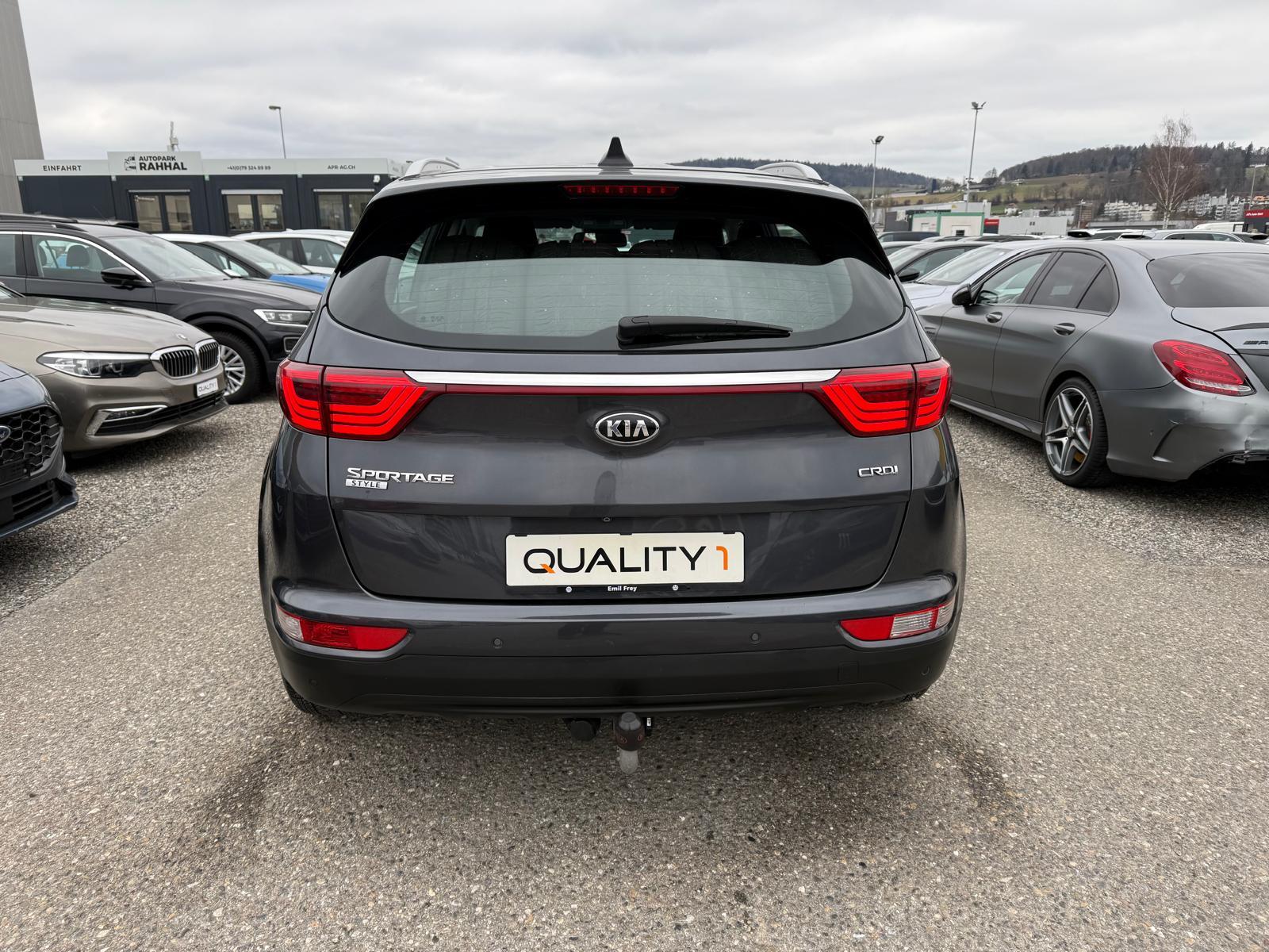 KIA Sportage 2.0 CRDi Style-image-6