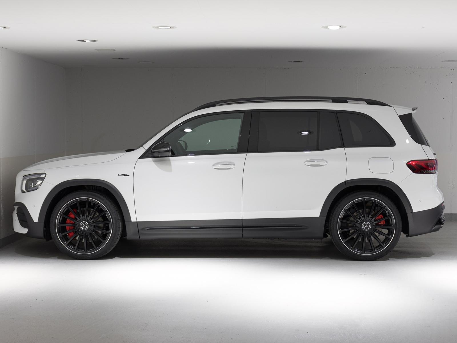 MERCEDES-BENZ GLB 35 AMG 4MATIC-image-5