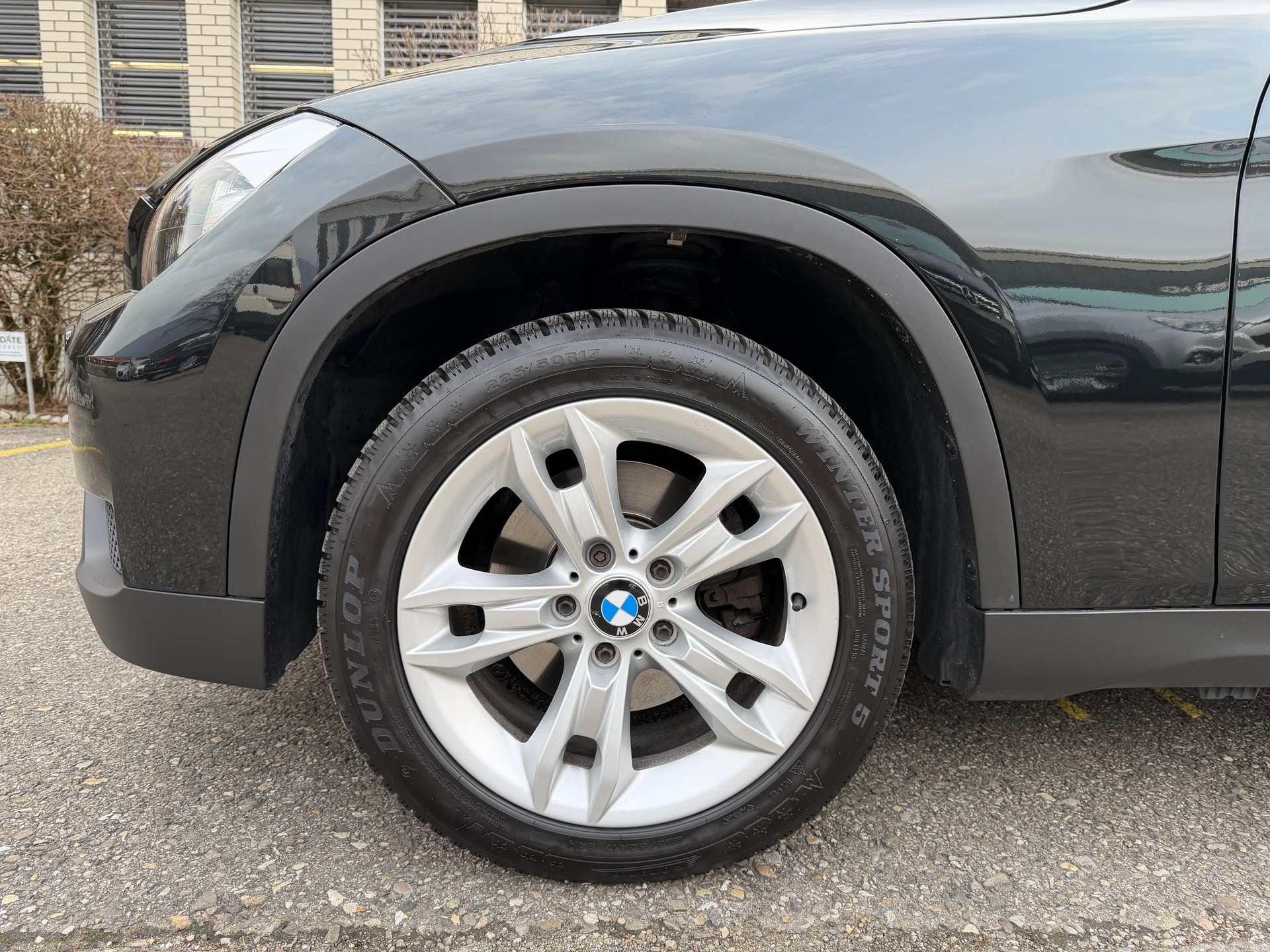 BMW X1 xDrive 28i Steptronic-image-21