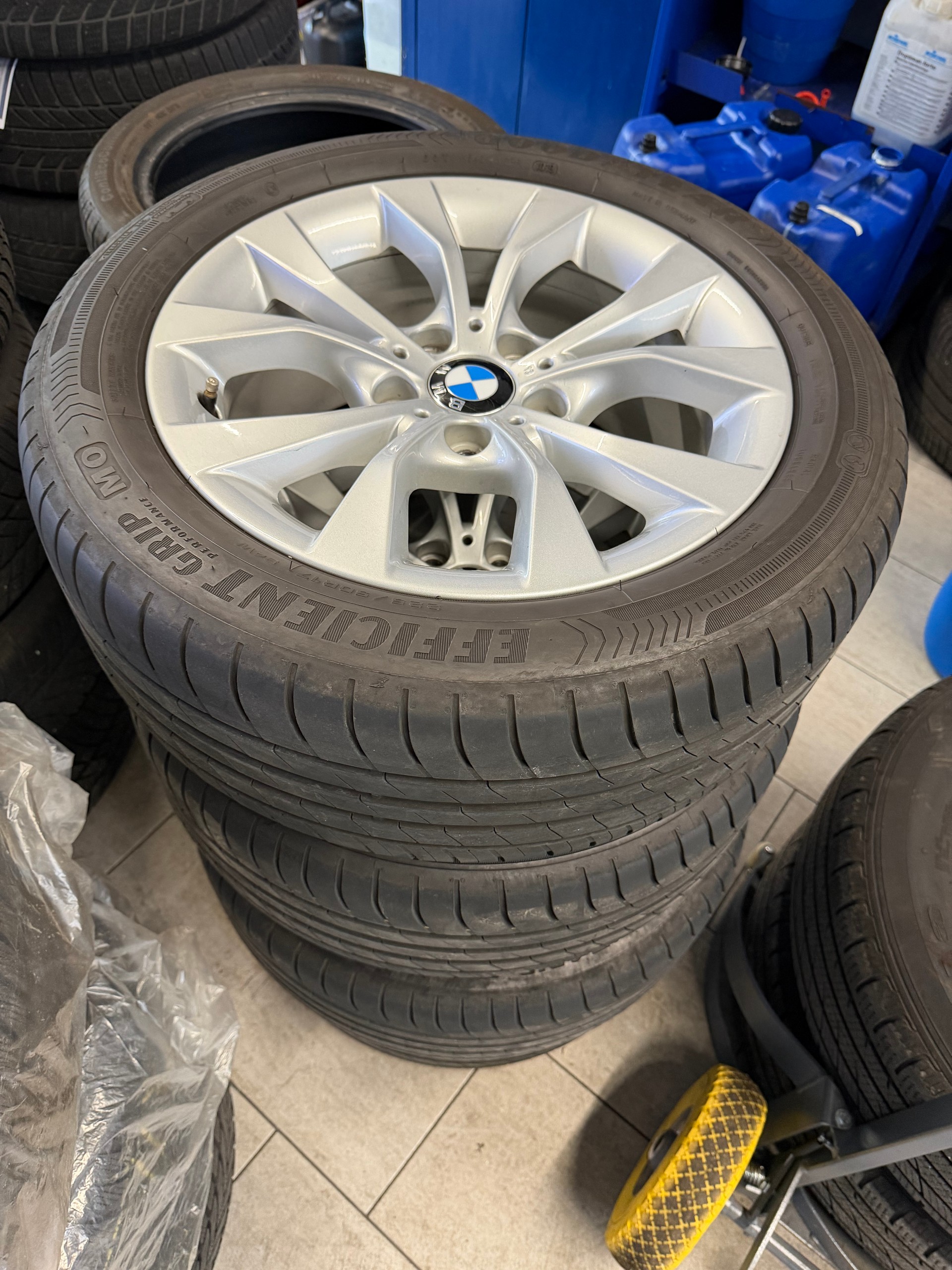 BMW X1 xDrive 28i Steptronic-image-25