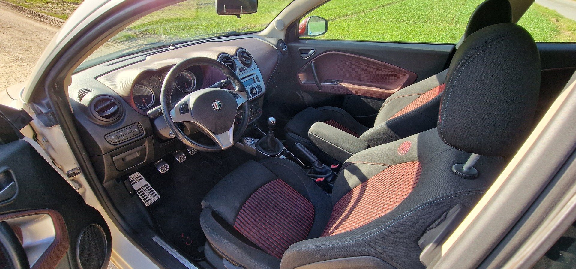 ALFA ROMEO MiTo 1.4 TB Distinctive-image-8