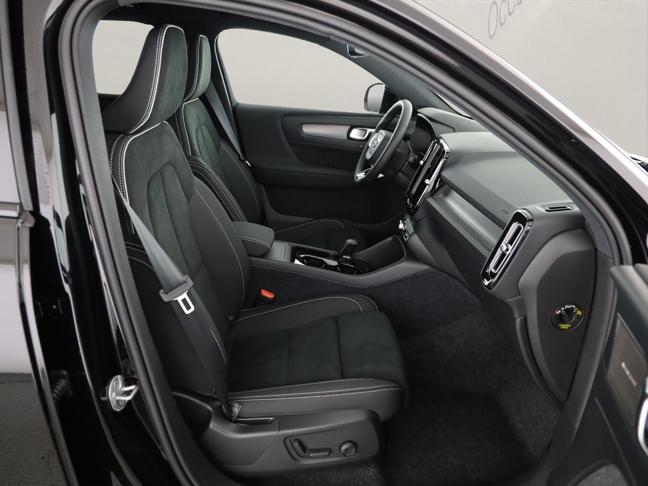 VOLVO EX40 Twin Ultra AWD XCENTRIC-image-6