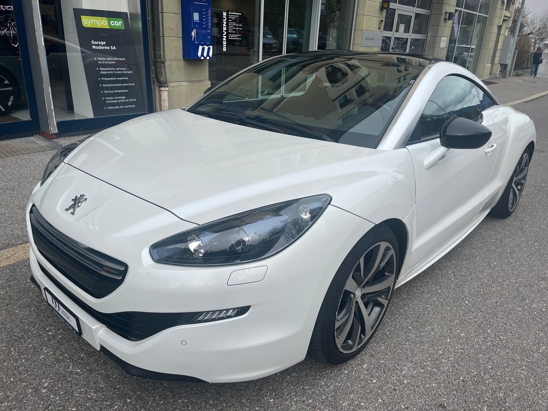 PEUGEOT RCZ 1.6 200 Turbo GT Line 6 vi
