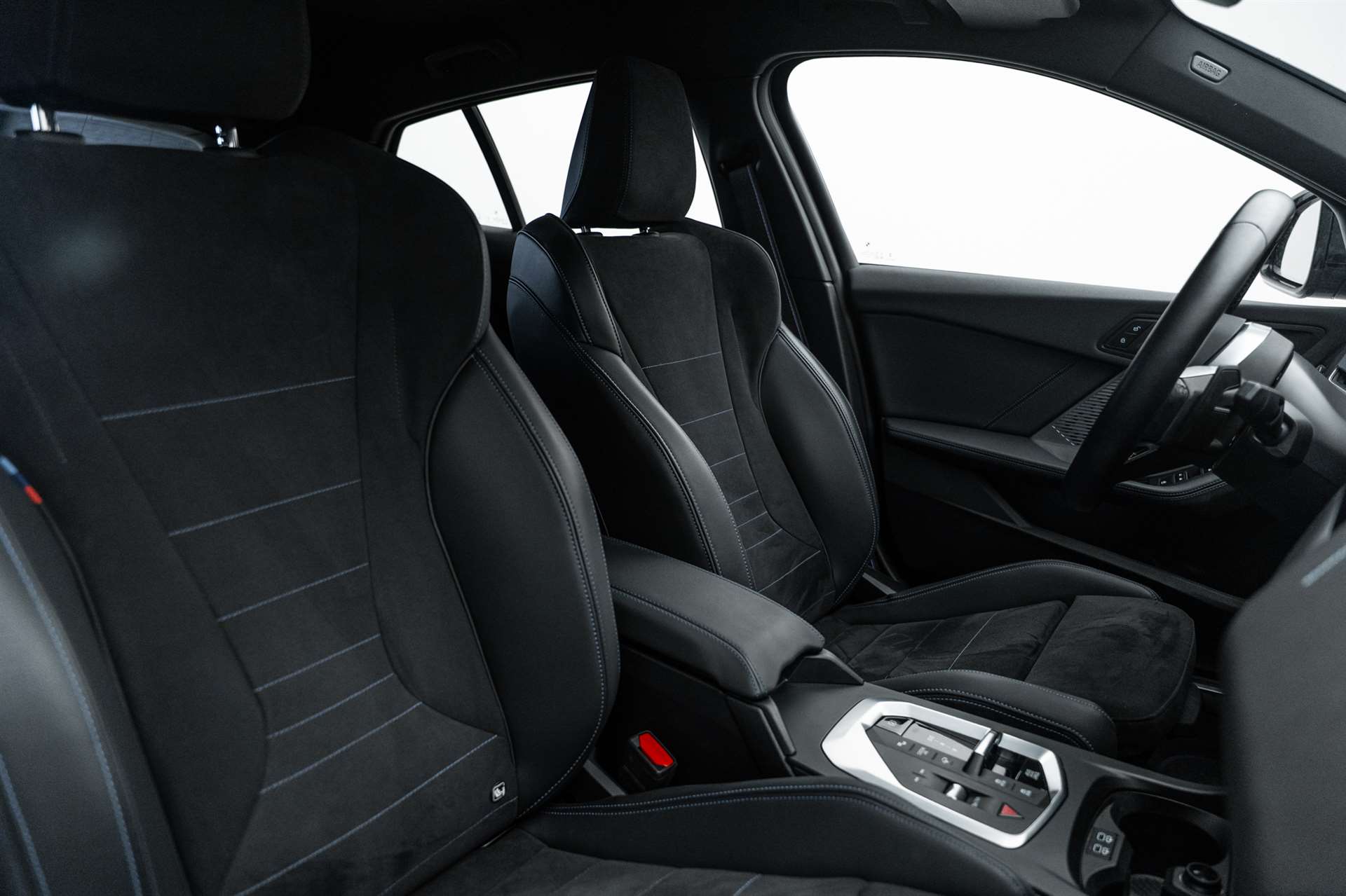 BMW 118d M-Sport Pro Steptronic-Automat-image-11