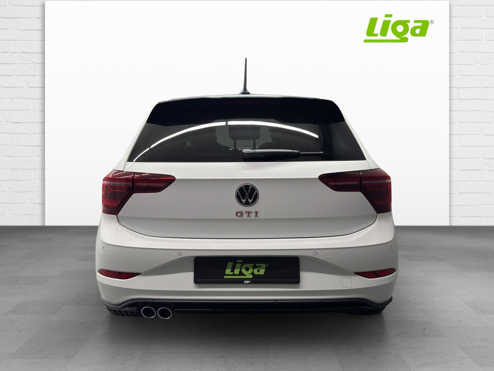 VW Polo 2.0 TSI GTI DSG-image-4