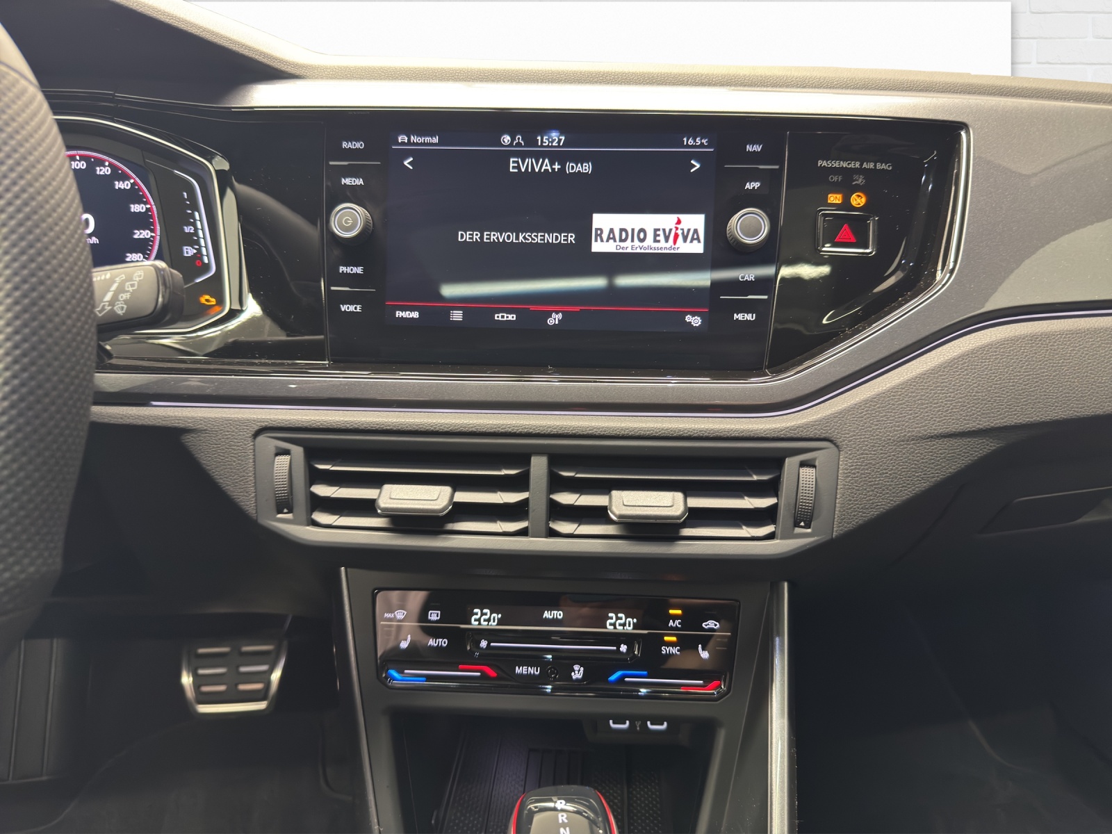 VW Polo 2.0 TSI GTI DSG-image-8