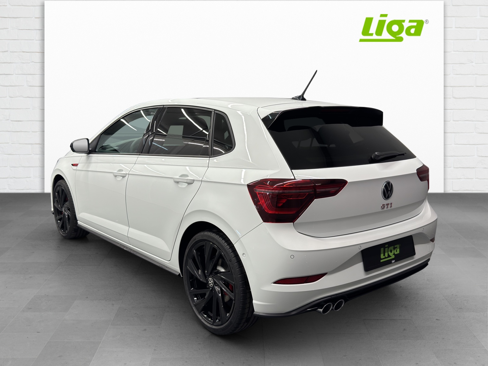 VW Polo 2.0 TSI GTI DSG-image-3