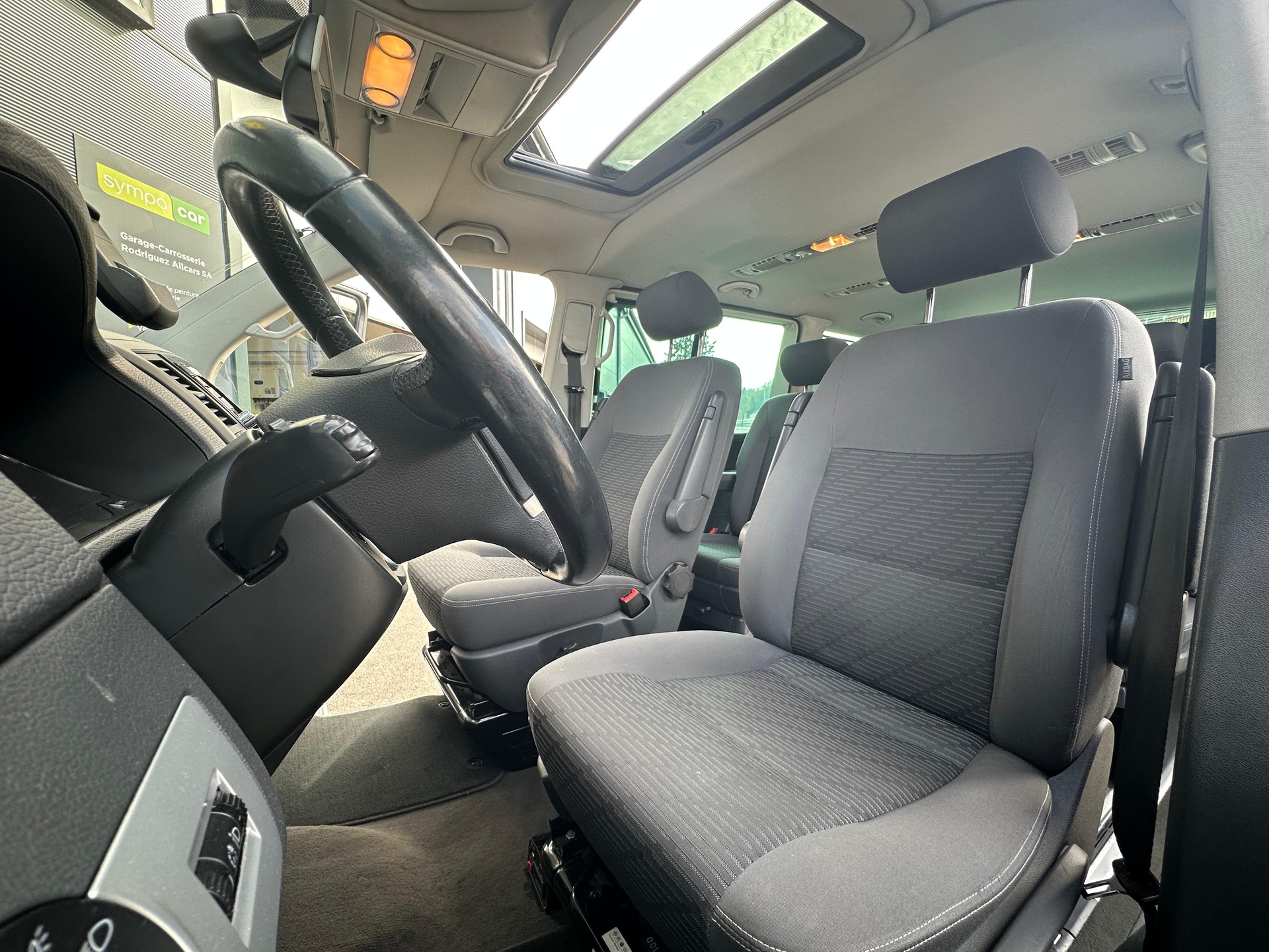 VW T5 Multivan 2.0 Bi-TDI CR Comfortline 4Motion DSG-image-14