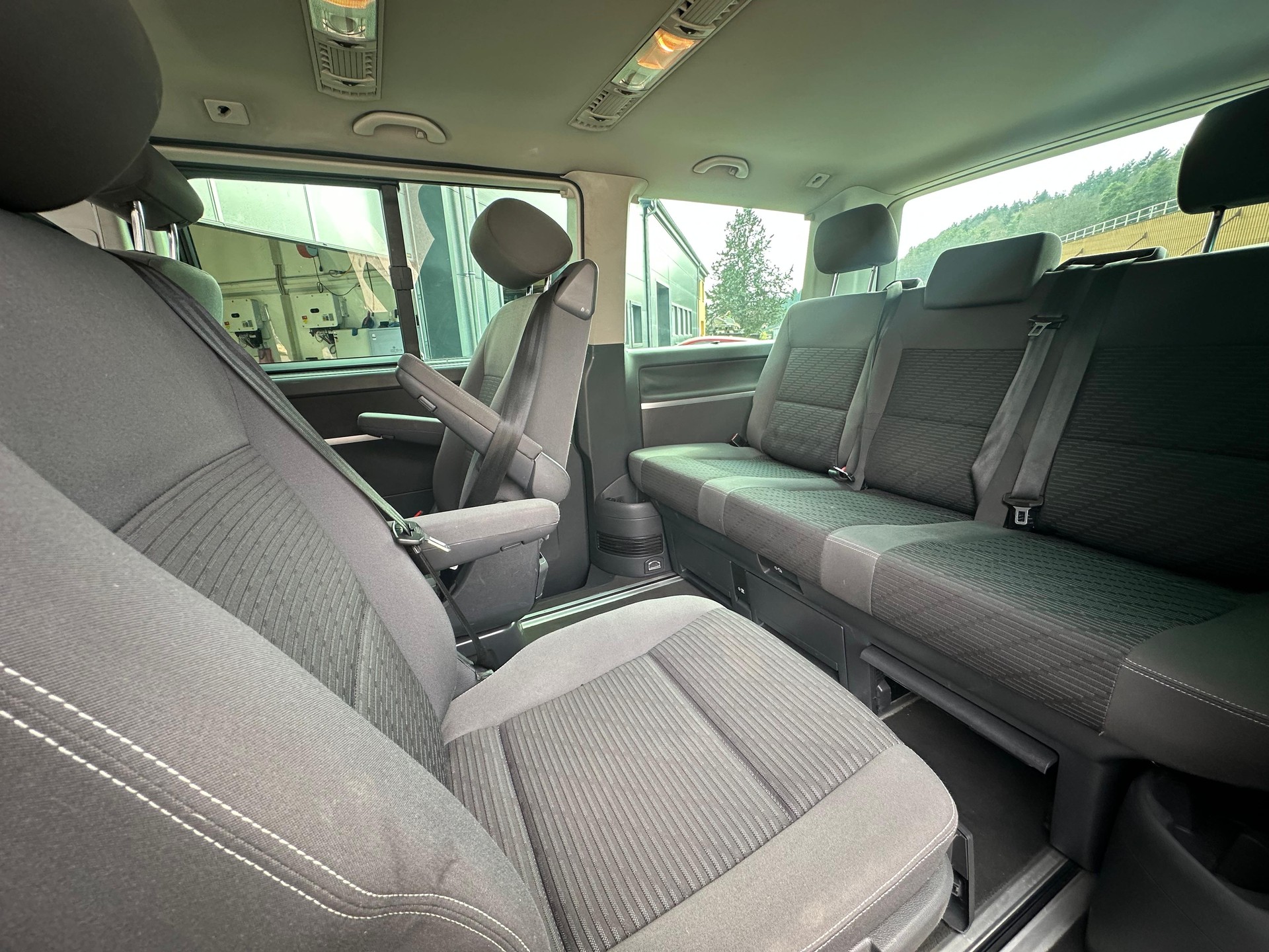 VW T5 Multivan 2.0 Bi-TDI CR Comfortline 4Motion DSG-image-8