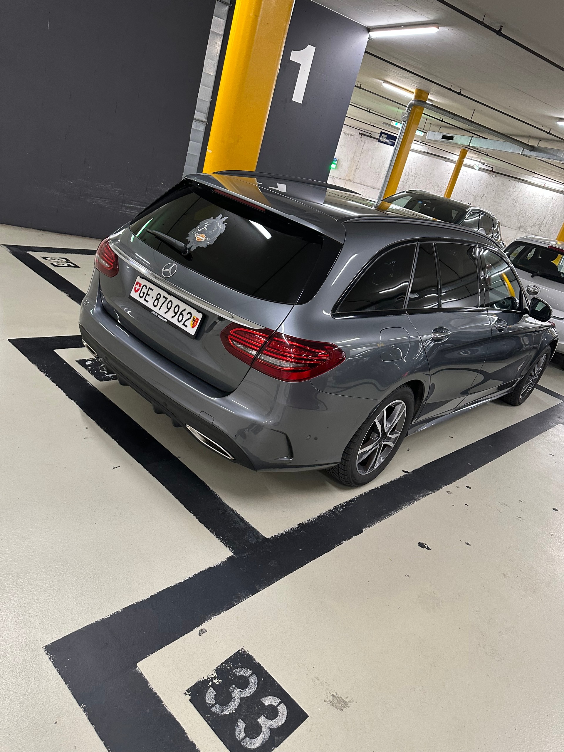MERCEDES-BENZ C 200 Swiss Star AMG Line 4M 9G-Tronic