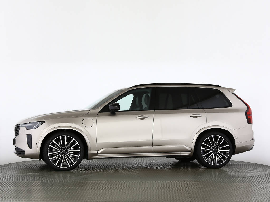 VOLVO XC90 2.0 T8 TE XCLUSIVE Ultra Dark eAWD-image-24