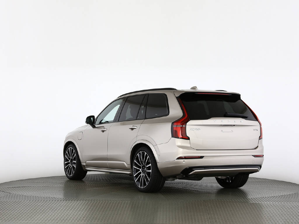 VOLVO XC90 2.0 T8 TE XCLUSIVE Ultra Dark eAWD-image-8