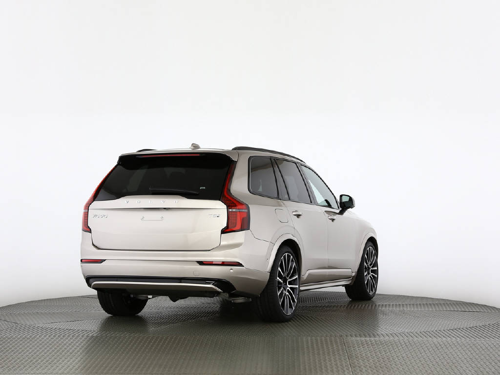 VOLVO XC90 2.0 T8 TE XCLUSIVE Ultra Dark eAWD-image-11