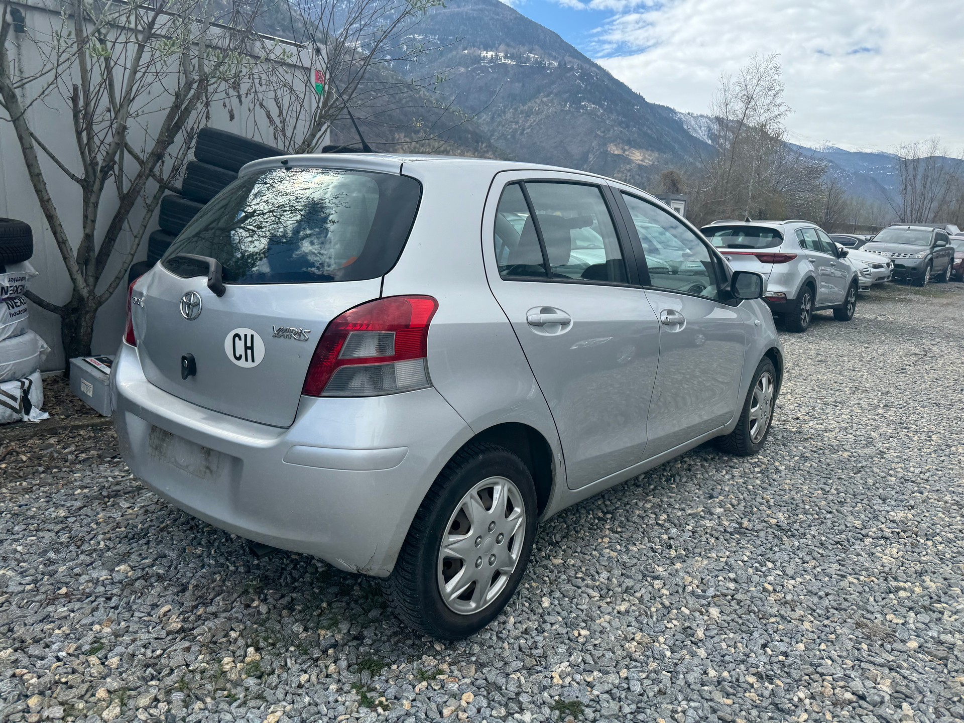 TOYOTA Yaris 1.33 Linea Terra-image-9