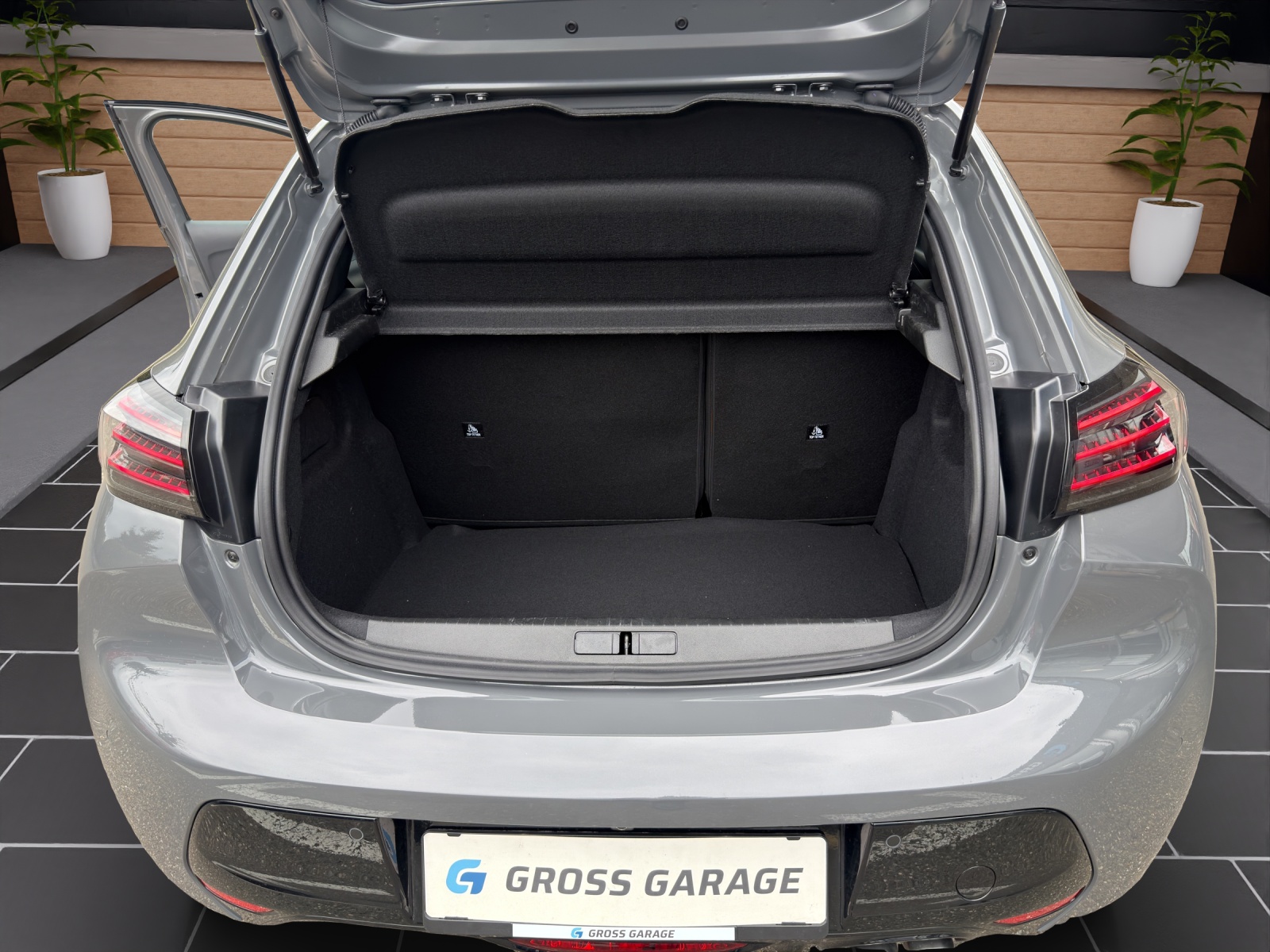PEUGEOT 208 NEW 1.2 MHEV 145 GT-image-8