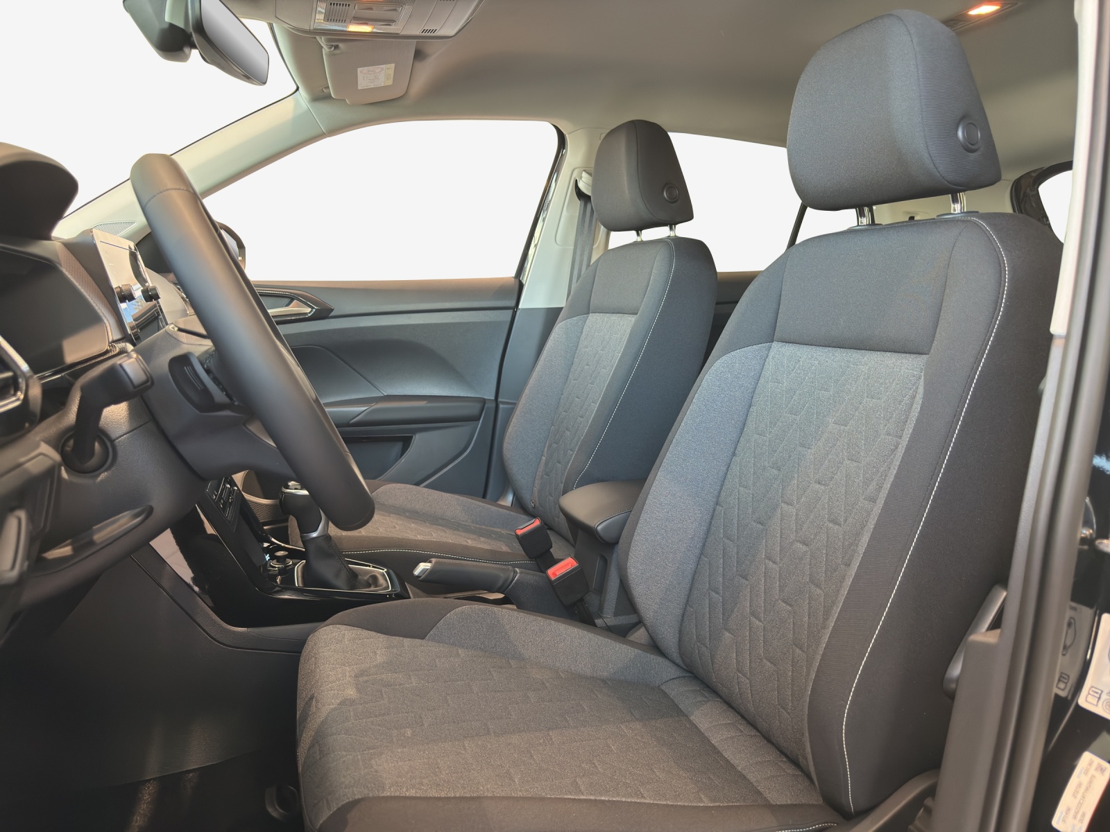 VW T-Cross 1.0 TSI EVO Life DSG-image-14