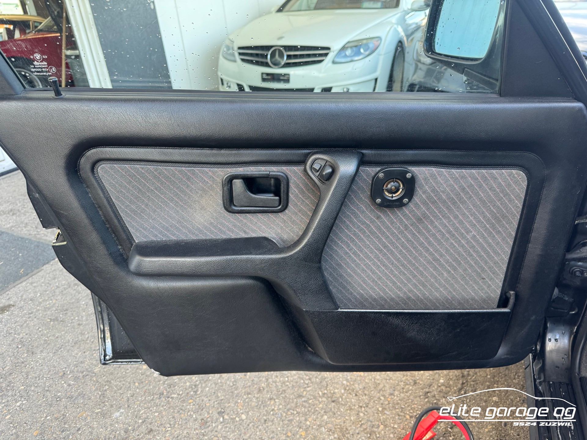 BMW 325i E30 Handschalter-image-10