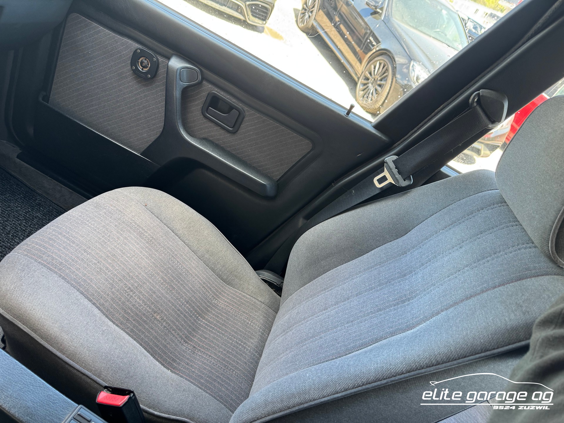 BMW 325i E30 Handschalter-image-9