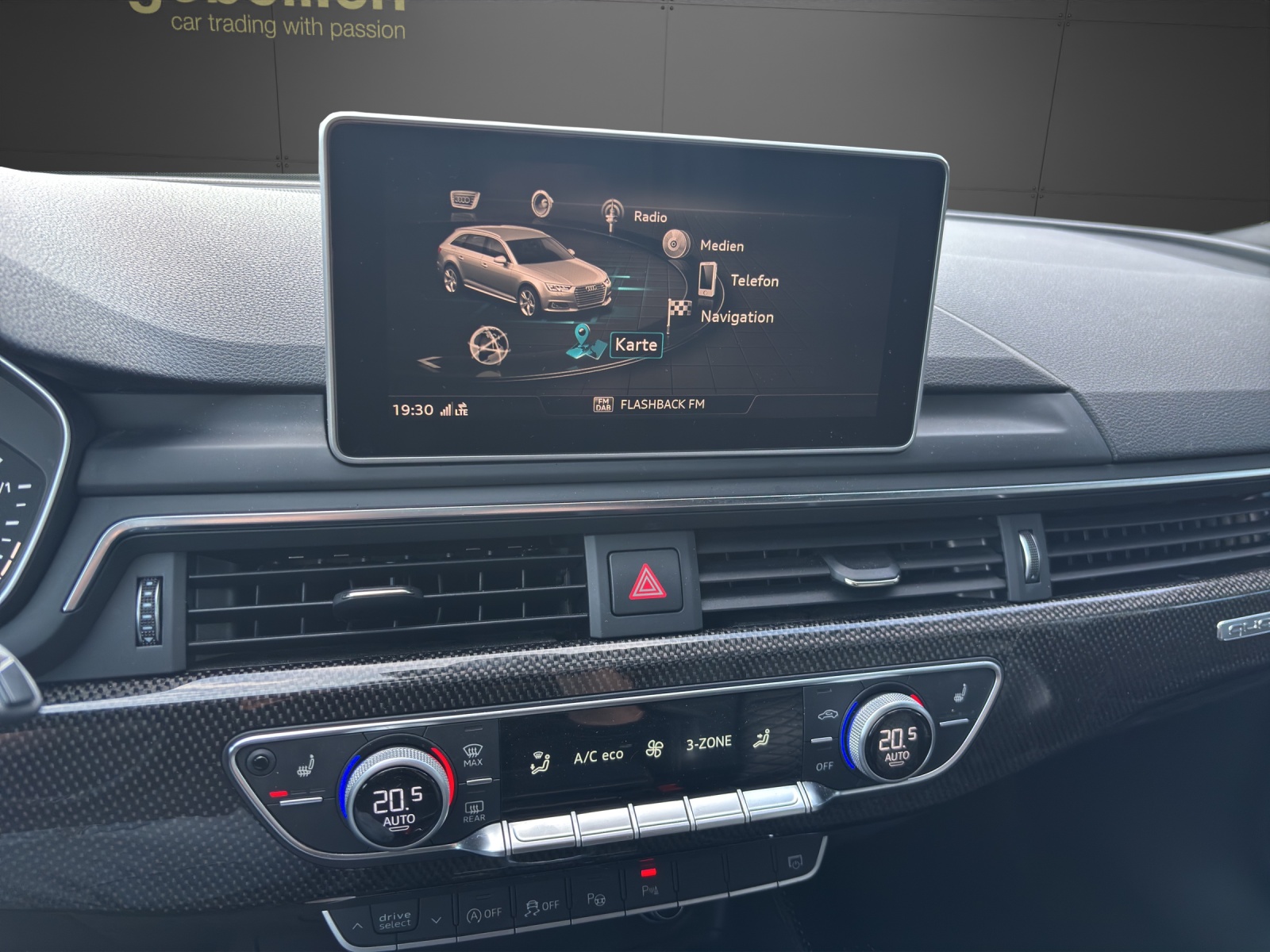 AUDI S4 Avant 3.0 TFSI quattro tiptronic-image-8