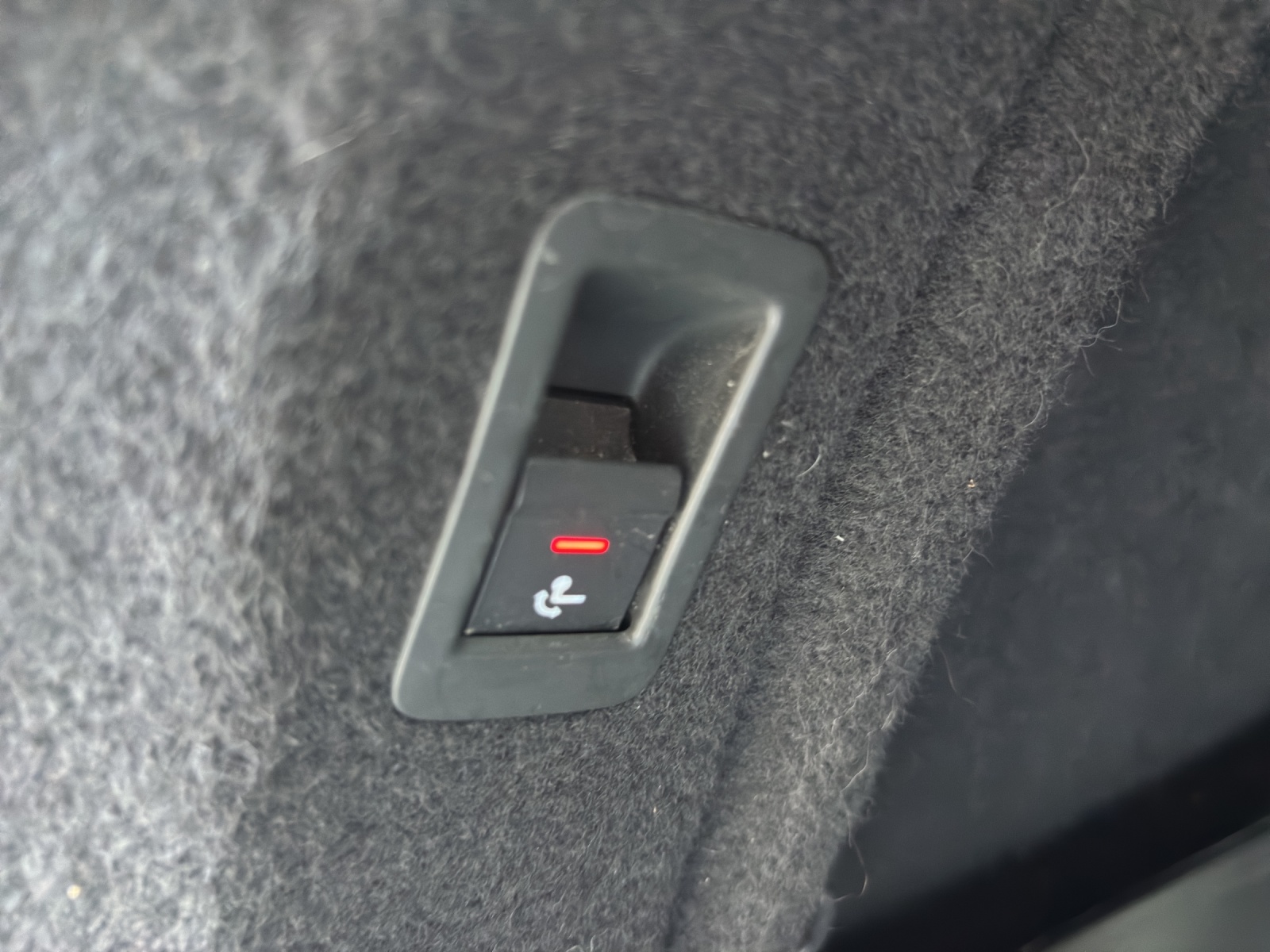 AUDI S4 Avant 3.0 TFSI quattro tiptronic-image-11