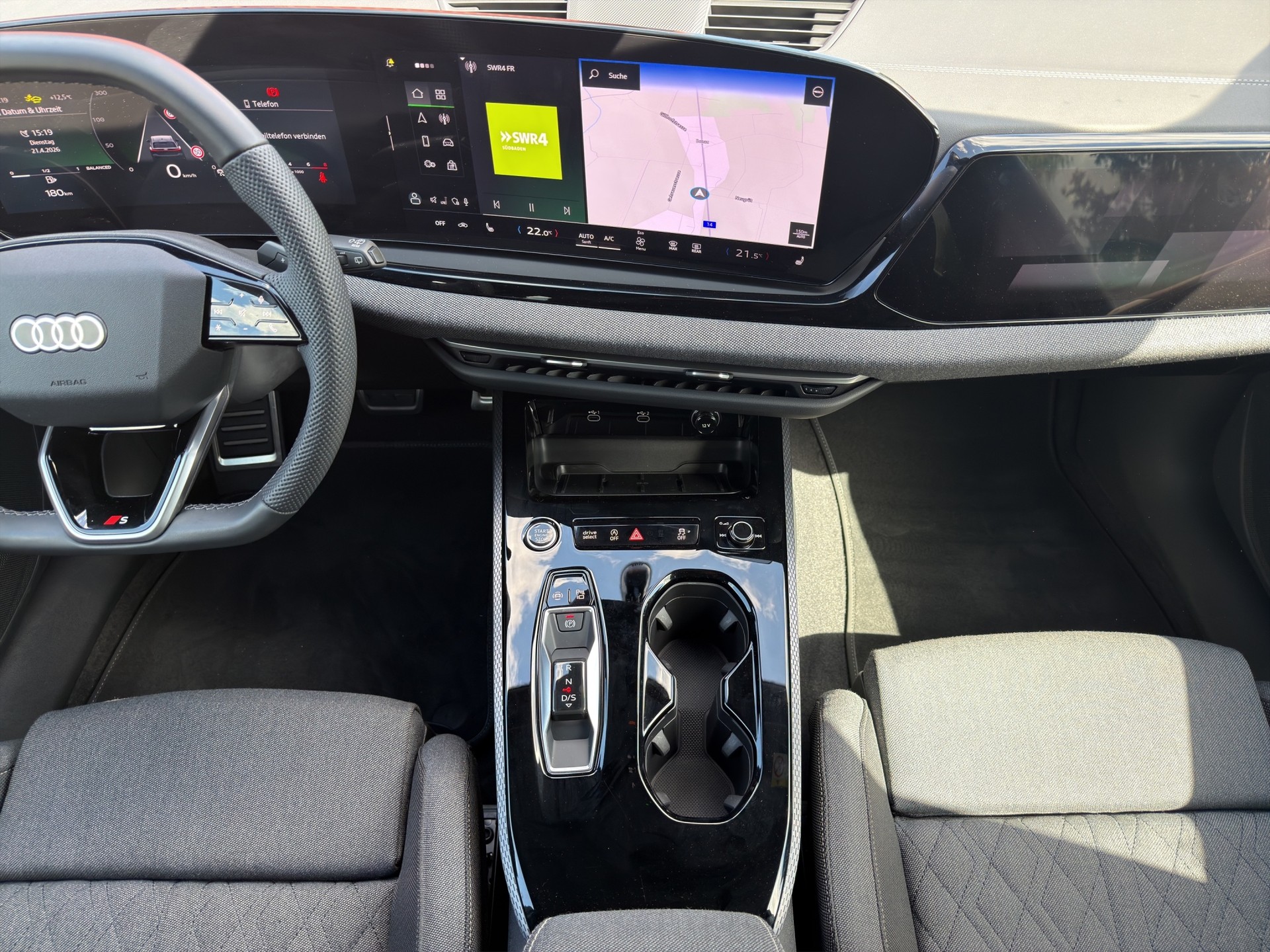 AUDI A5 Avant 2.0 TFSI S-Tronic S-Line-image-19