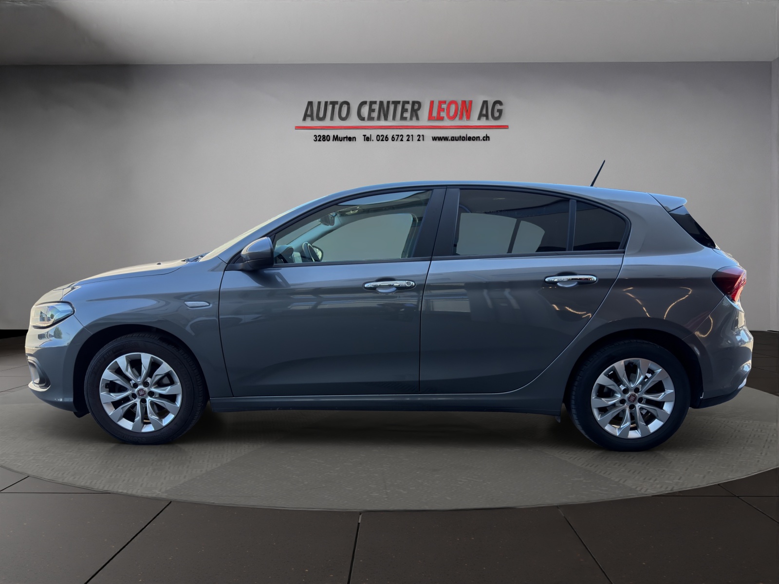 FIAT Tipo 1.4TJet Lounge-showroom-element-2