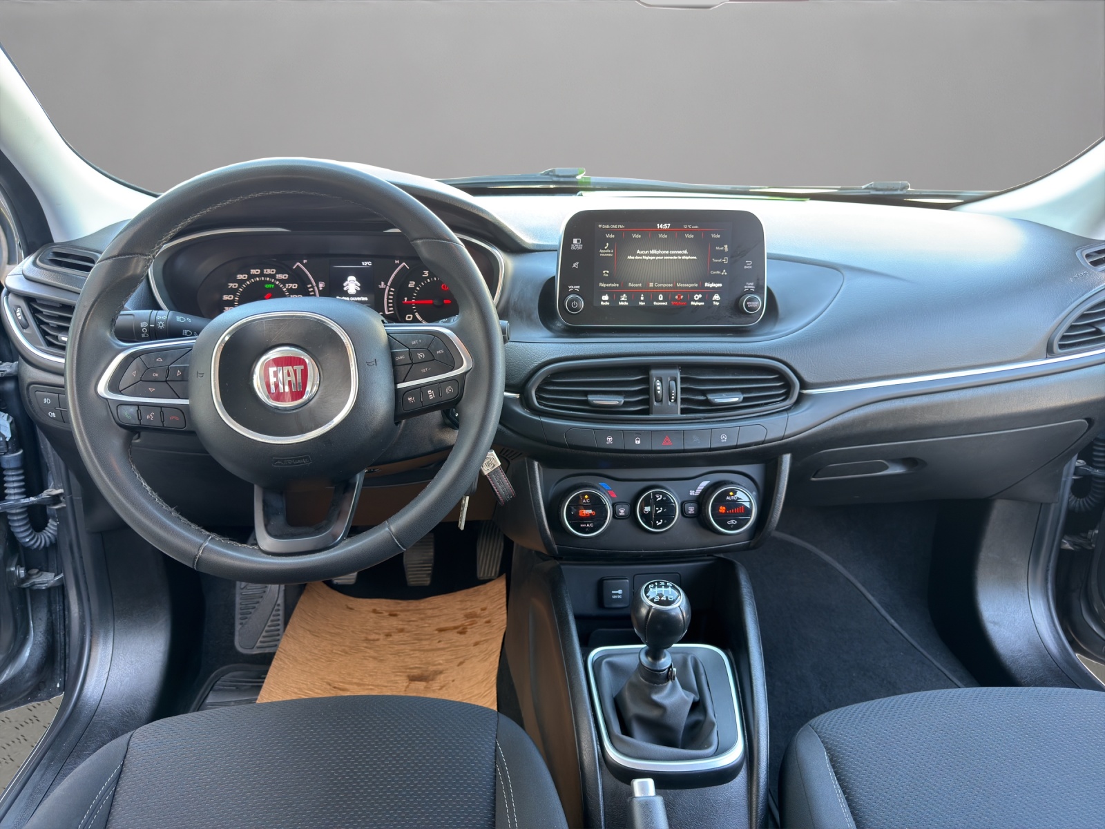 FIAT Tipo 1.4TJet Lounge-image-12
