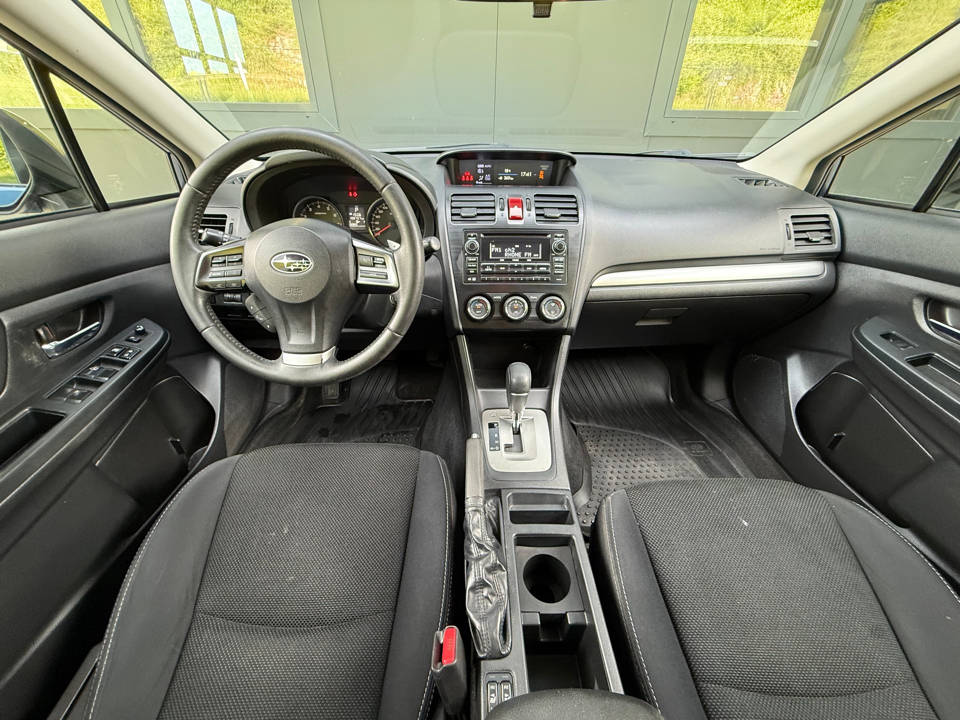 SUBARU XV 2.0 Swiss Two AWD CVT-image-14