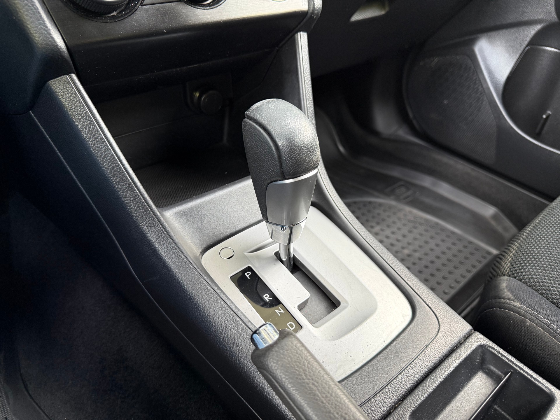SUBARU XV 2.0 Swiss Two AWD CVT-image-9