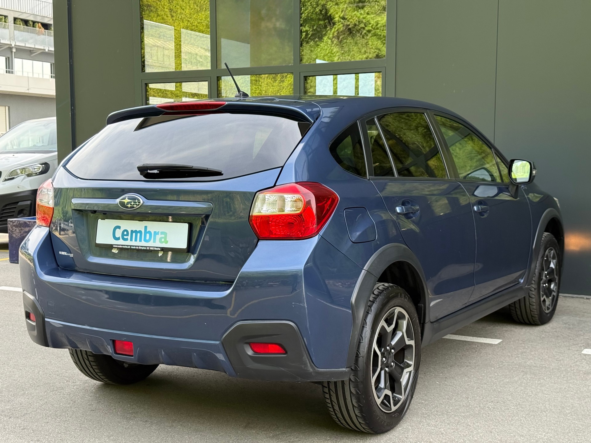 SUBARU XV 2.0 Swiss Two AWD CVT-image-4