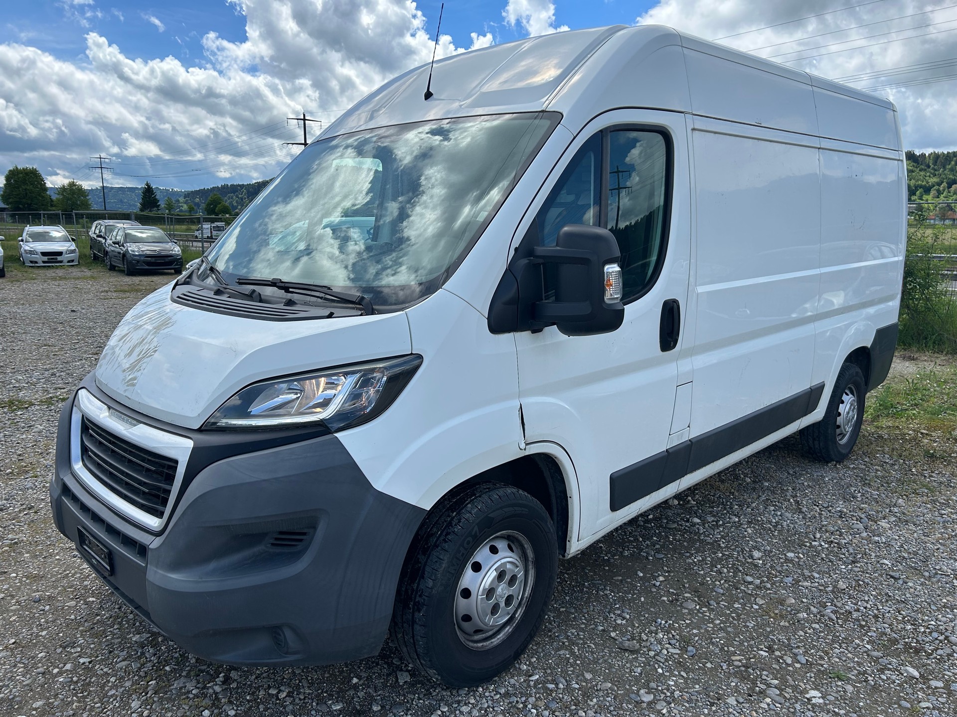 PEUGEOT Boxer 2.2 HDI 335 Active L2H2