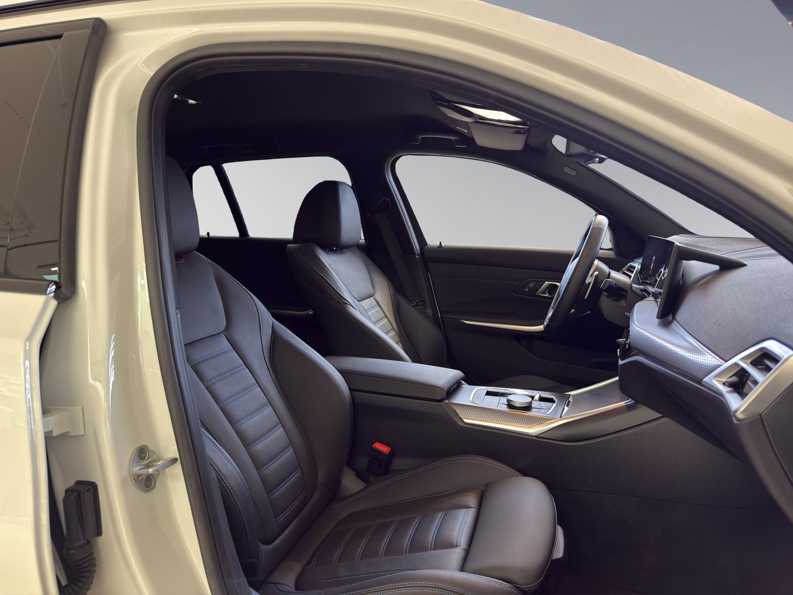 BMW 330e xDrive Touring M-SportPaket-image-18