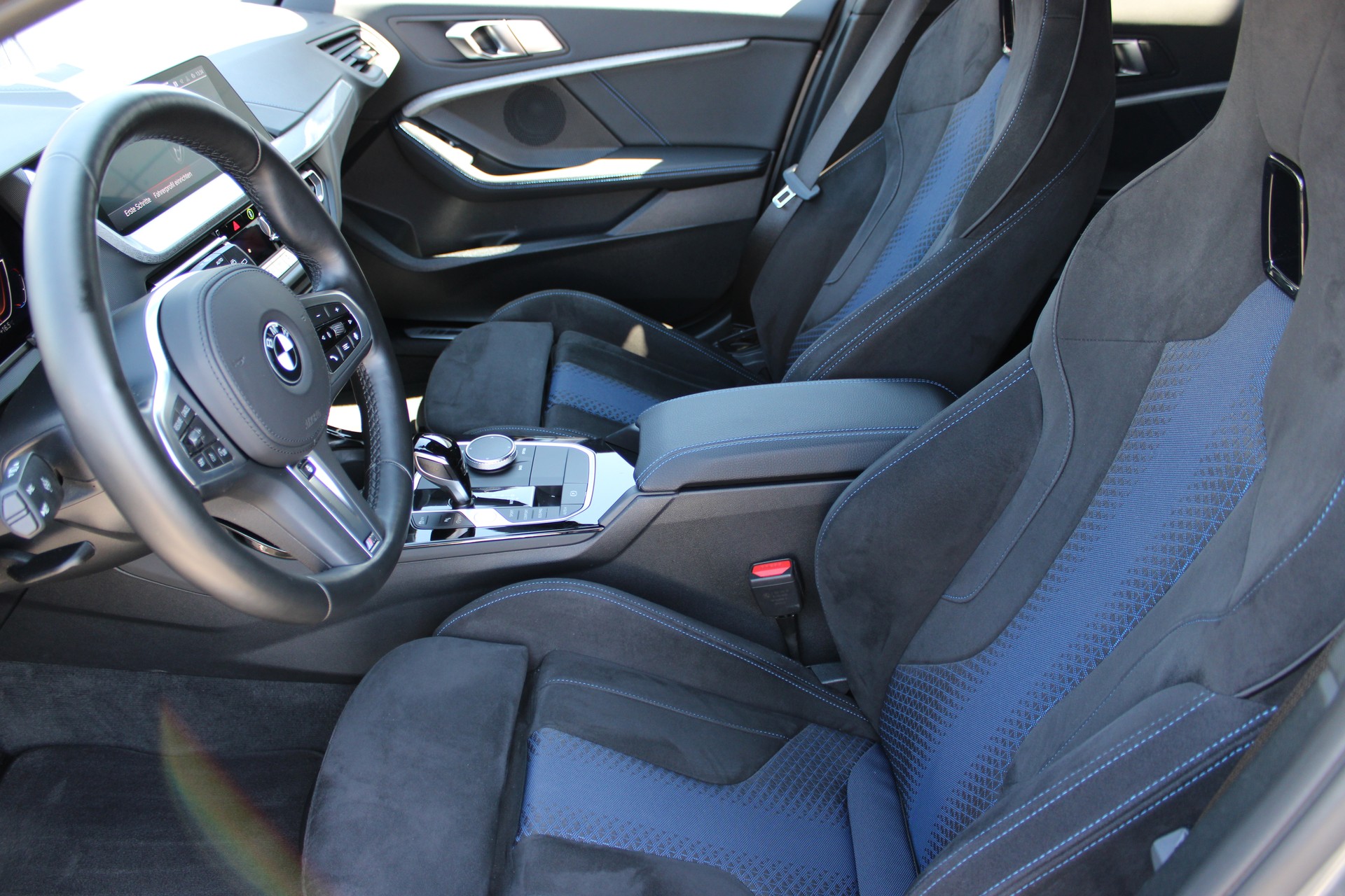 BMW 120d xDrive M Sport-image-8