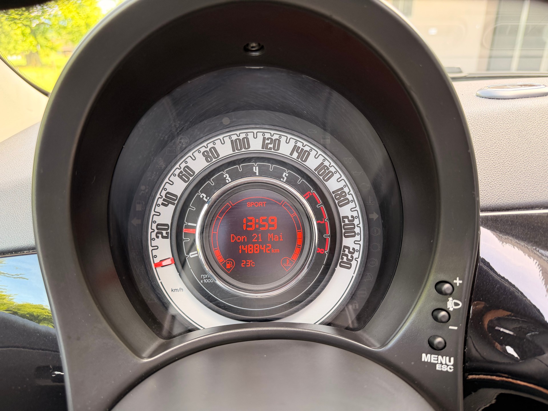 FIAT 500 1.4 16V Sport-image-9