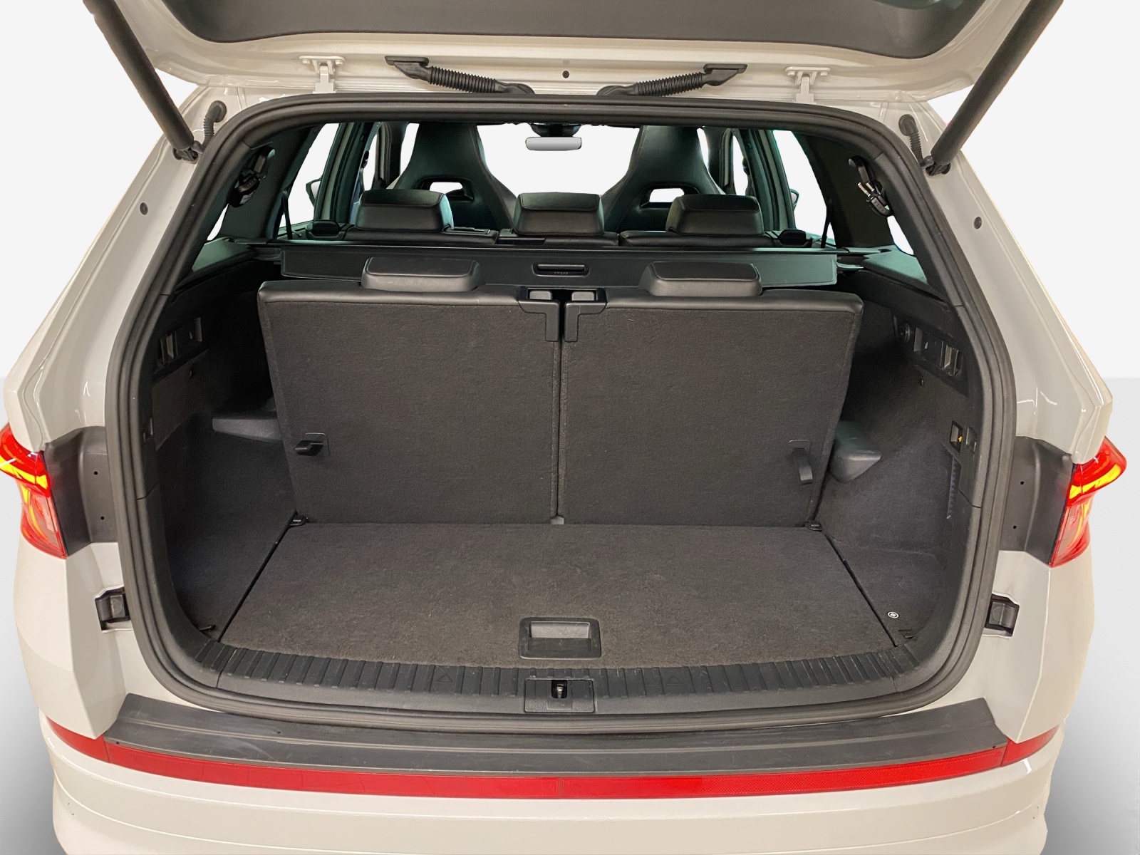 SKODA Kodiaq 2.0 Bi-TDI SCR RS 4x4 DSG-image-12