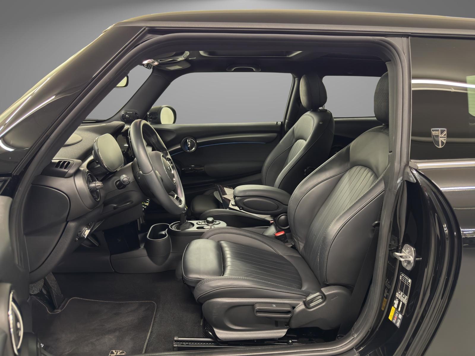 MINI Cooper SE-image-10
