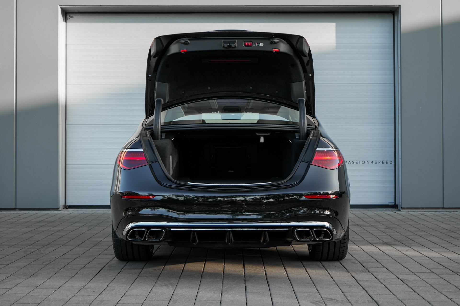 MERCEDES-BENZ S 63 AMG E Performance 4Matic-image-20