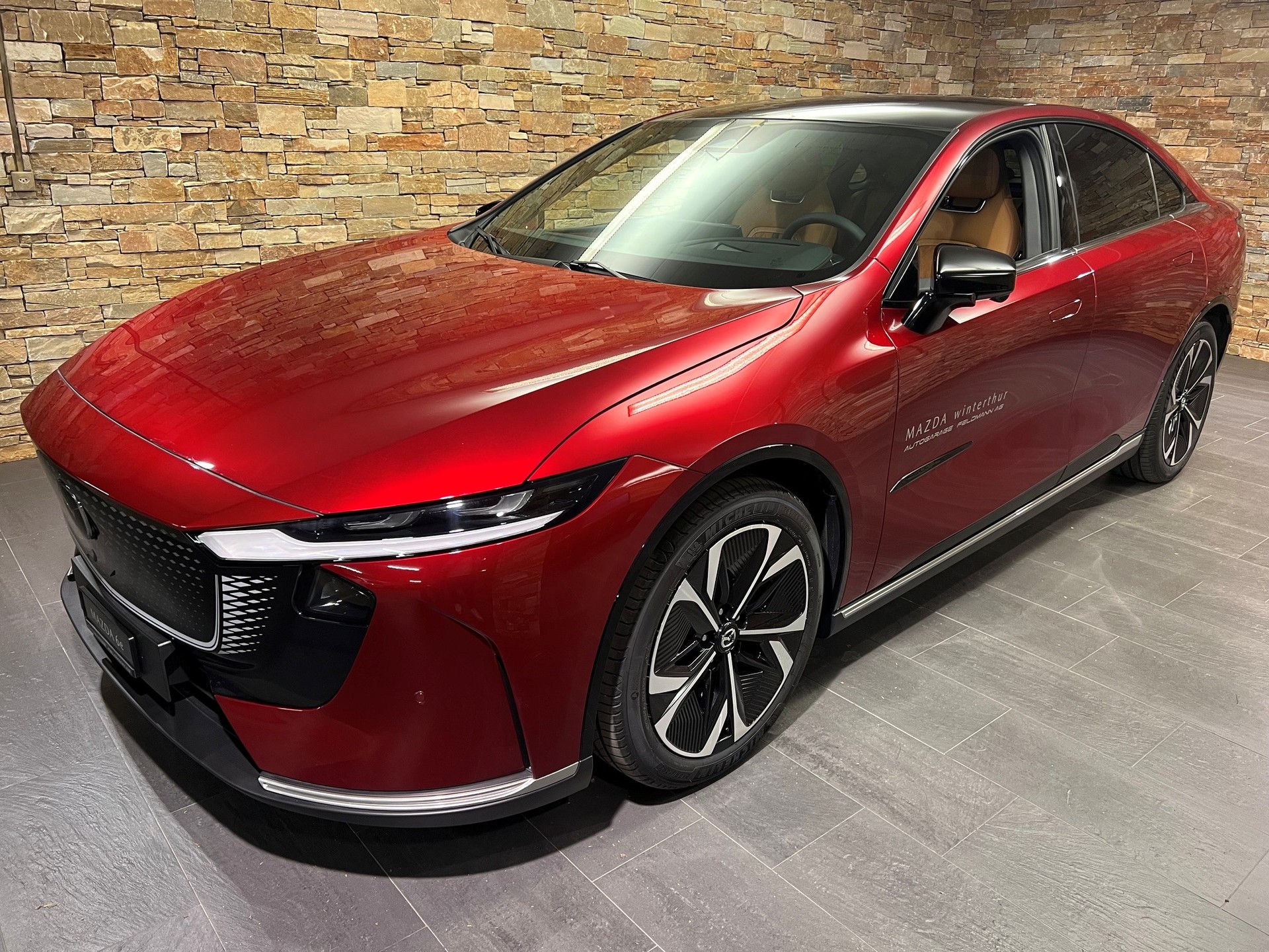 MAZDA 6e 245 80kWh Takumi Plus-image-0