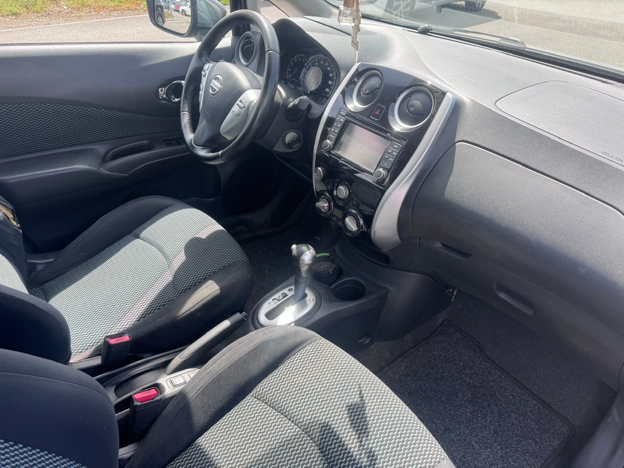 NISSAN Note 1.2 DIG-S tekna CVT-image-5