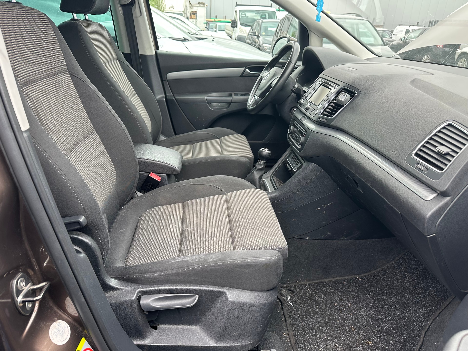 VW Sharan 2.0 TDI BlueMotion Technology Comfortline-image-8