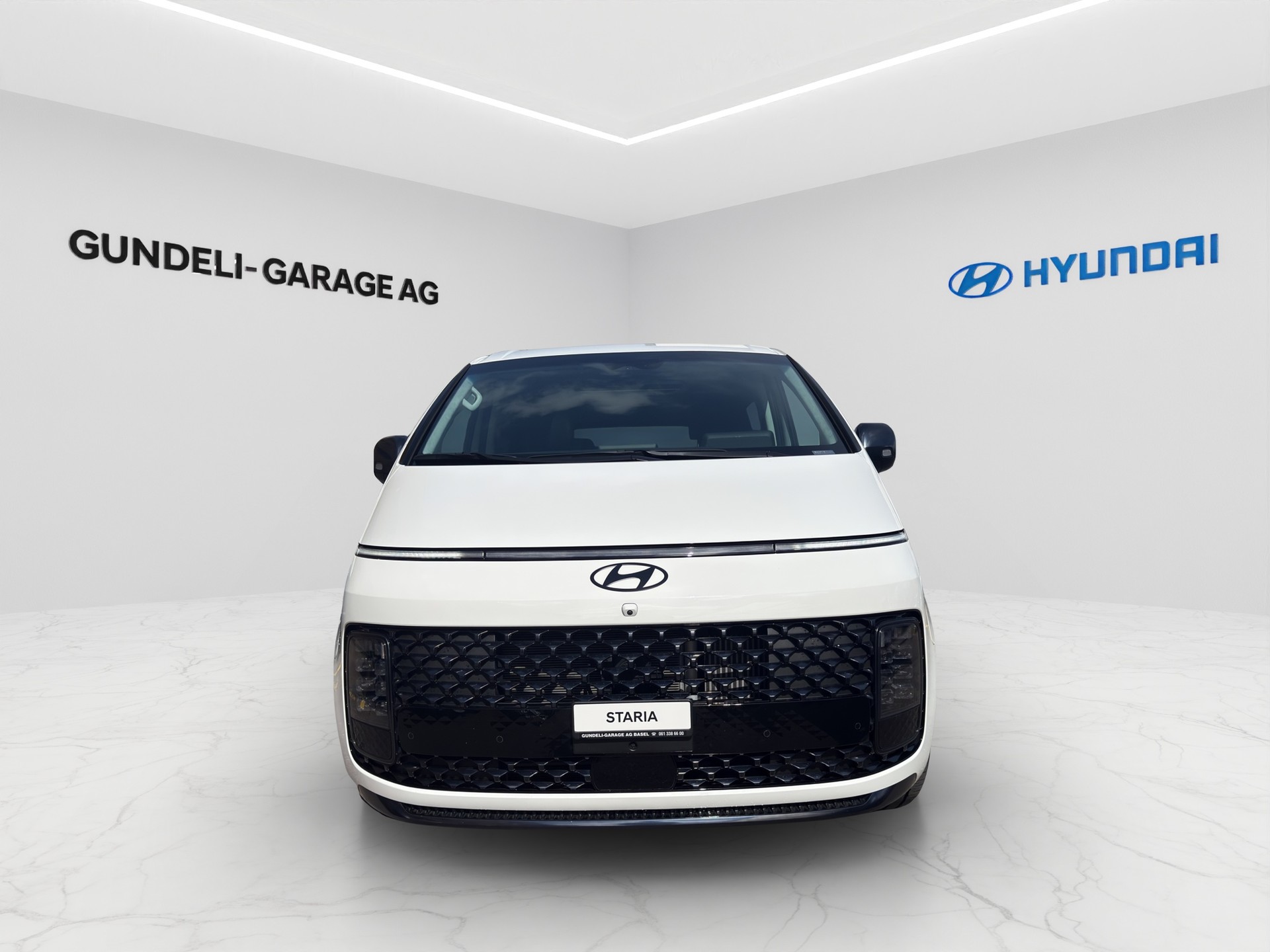 HYUNDAI Staria Premium 1.6 T-GDi HEV Vertex A