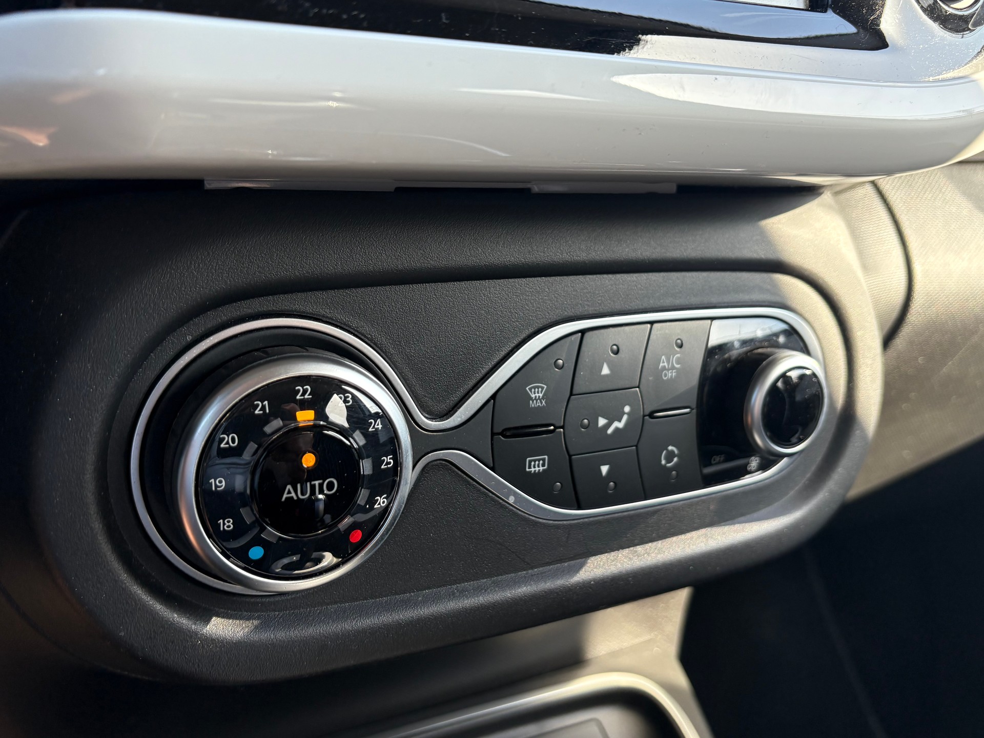 RENAULT Twingo Electric Techno-image-14