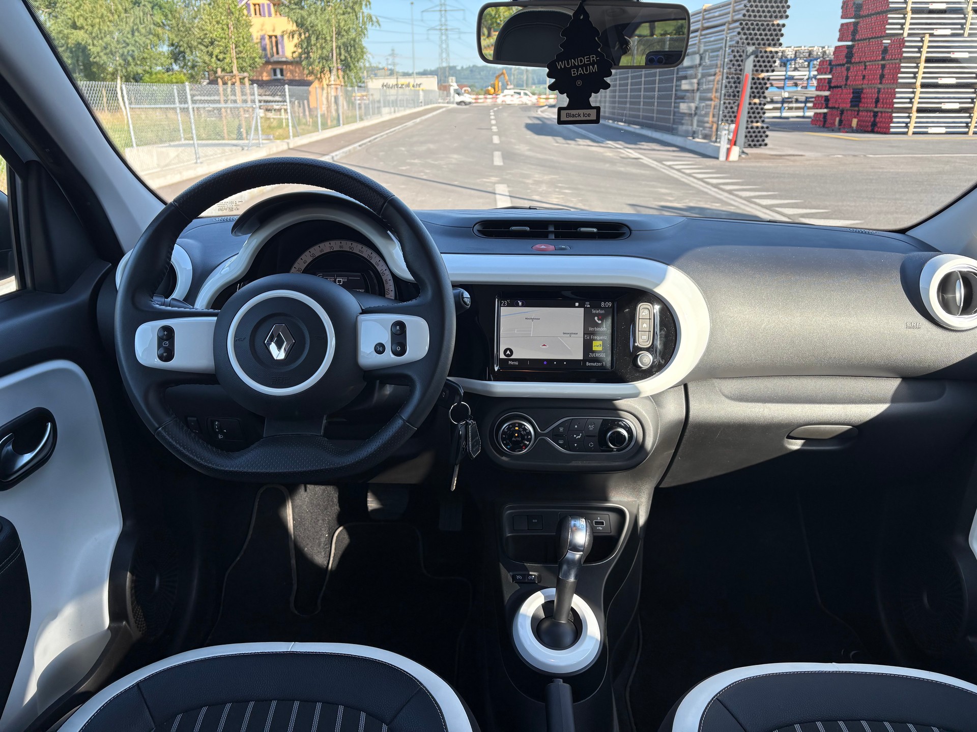 RENAULT Twingo Electric Techno-image-9