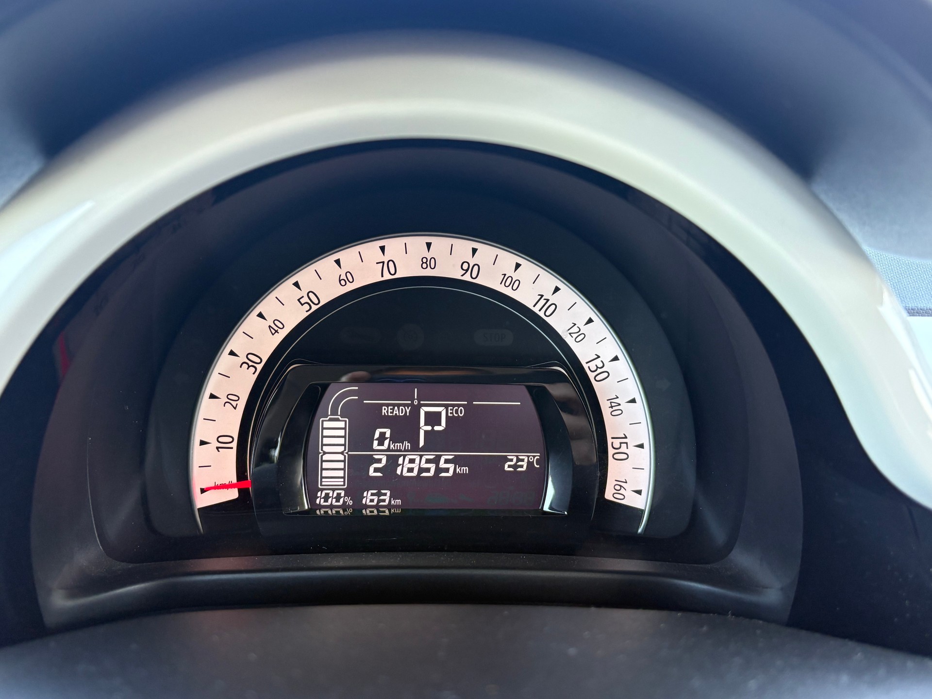 RENAULT Twingo Electric Techno-image-11