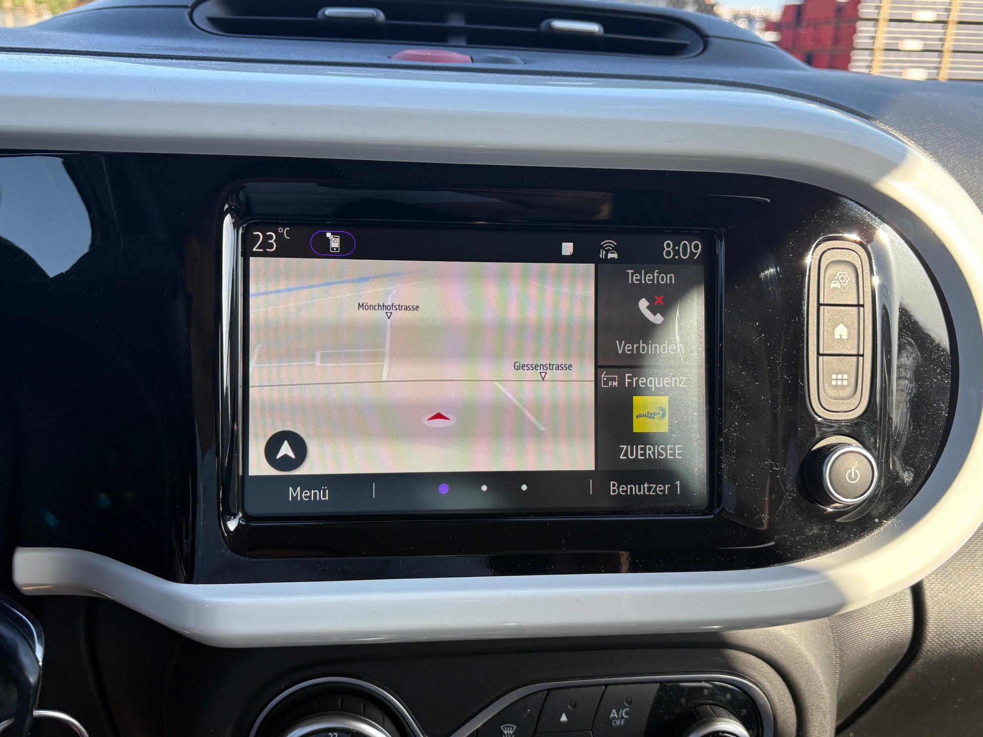 RENAULT Twingo Electric Techno-image-12