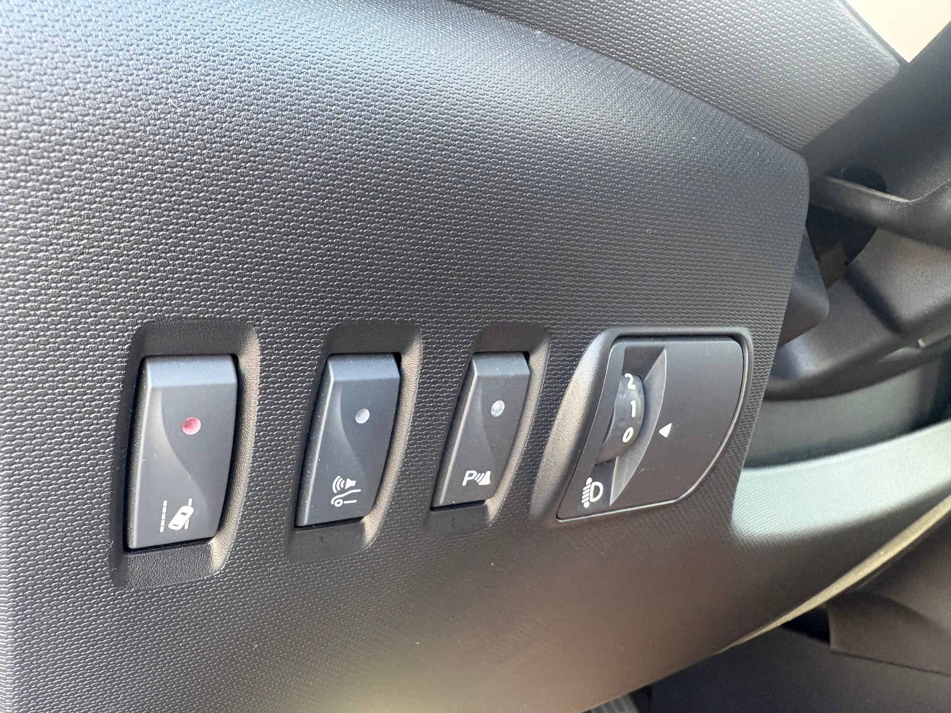 RENAULT Twingo Electric Techno-image-10